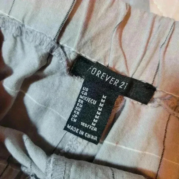 FOREVER 21 wide leg pants size M color white/light gray - Picture 3 of 4